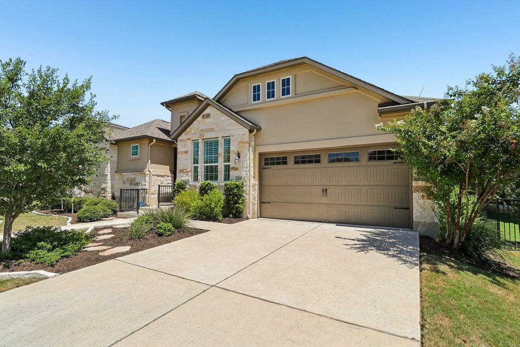 326 Mendocino LN, Austin, TX 78737