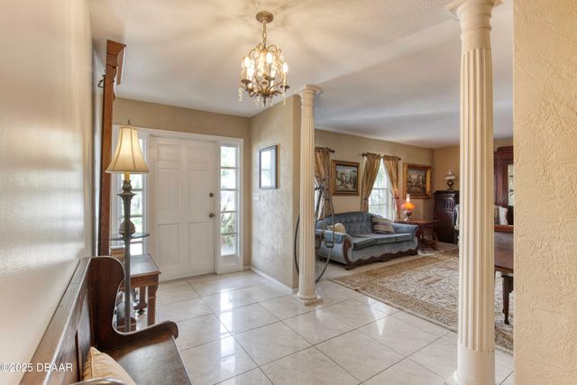 18 Twin River Drive, Ormond Beach, FL 32174