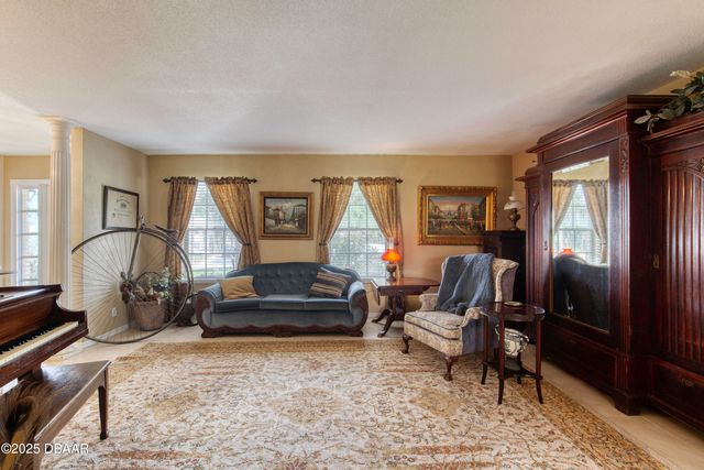 18 Twin River Drive, Ormond Beach, FL 32174