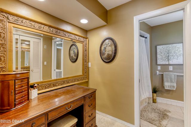 18 Twin River Drive, Ormond Beach, FL 32174