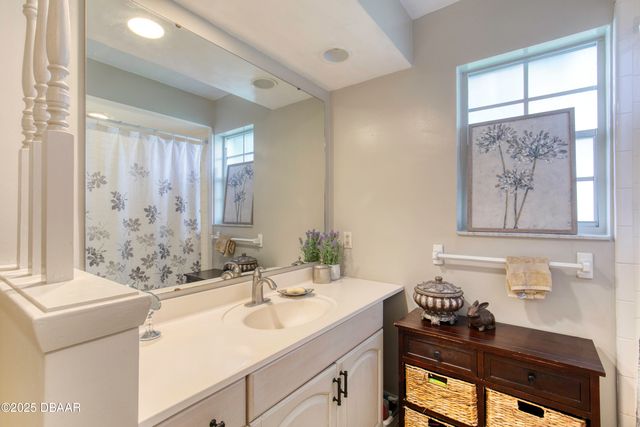 18 Twin River Drive, Ormond Beach, FL 32174