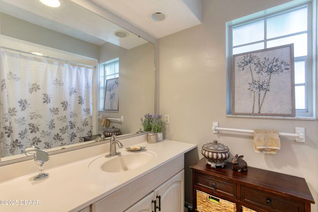 18 Twin River Drive, Ormond Beach, FL 32174