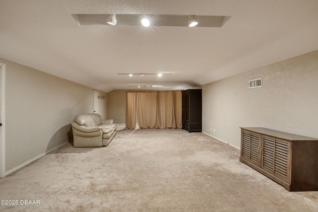 18 Twin River Drive, Ormond Beach, FL 32174