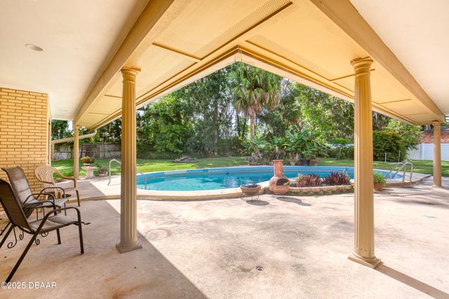 18 Twin River Drive, Ormond Beach, FL 32174