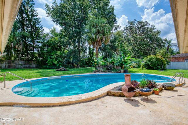 18 Twin River Drive, Ormond Beach, FL 32174