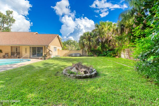 18 Twin River Drive, Ormond Beach, FL 32174