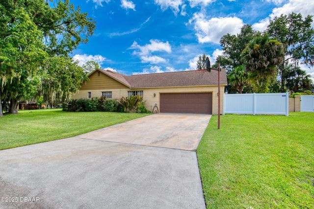 18 Twin River Drive, Ormond Beach, FL 32174