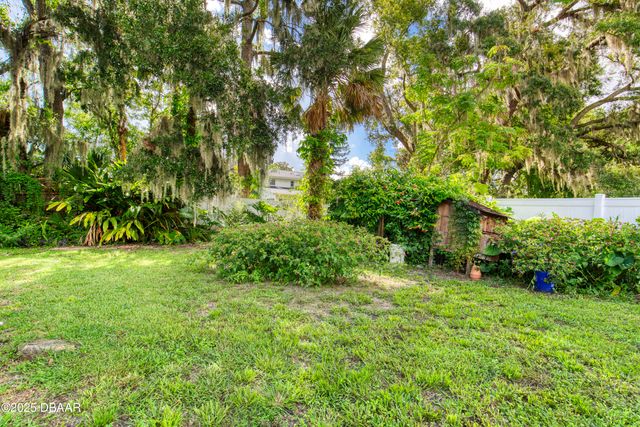 18 Twin River Drive, Ormond Beach, FL 32174