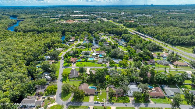 18 Twin River Drive, Ormond Beach, FL 32174