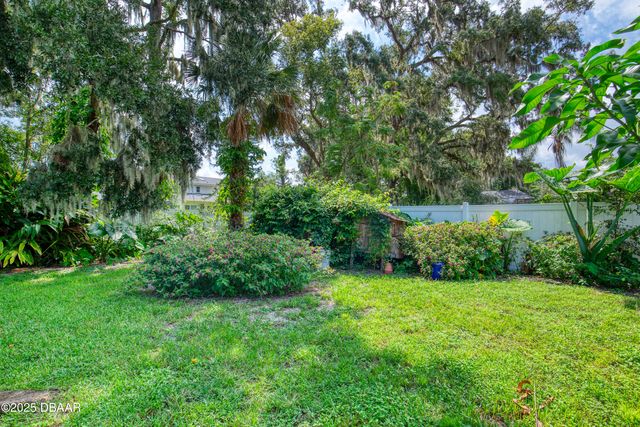 18 Twin River Drive, Ormond Beach, FL 32174