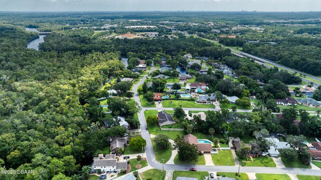 18 Twin River Drive, Ormond Beach, FL 32174