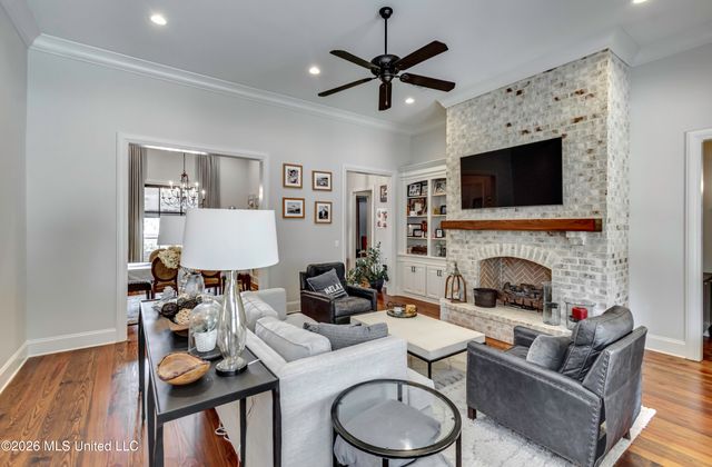 224 S Woodcreek Road, Madison, MS 39110