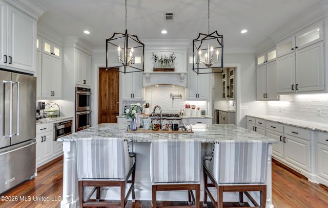 224 S Woodcreek Road, Madison, MS 39110