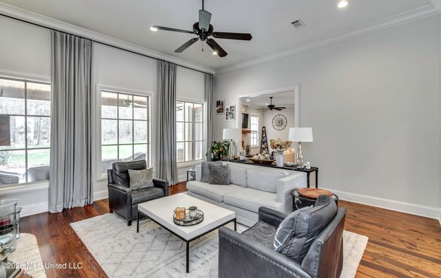 224 S Woodcreek Road, Madison, MS 39110