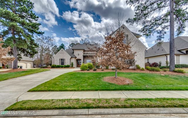 224 S Woodcreek Road, Madison, MS 39110