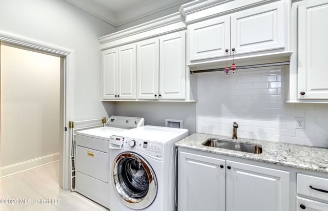 224 S Woodcreek Road, Madison, MS 39110