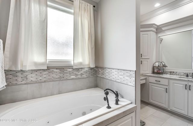 224 S Woodcreek Road, Madison, MS 39110