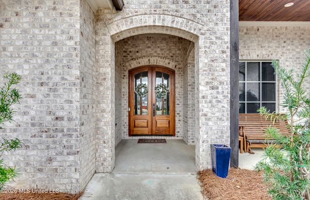 224 S Woodcreek Road, Madison, MS 39110