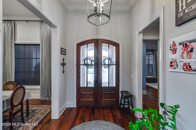 224 S Woodcreek Road, Madison, MS 39110