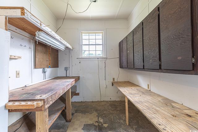 705 White Oak Dr., Johnsonville, SC 29555