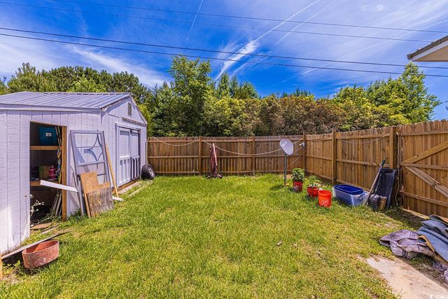 705 White Oak Dr., Johnsonville, SC 29555