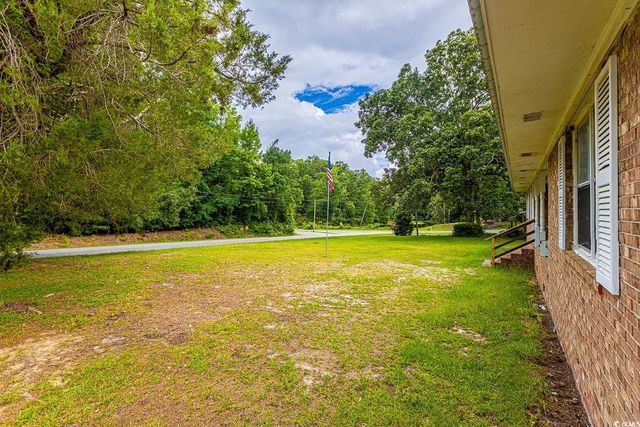 705 White Oak Dr., Johnsonville, SC 29555