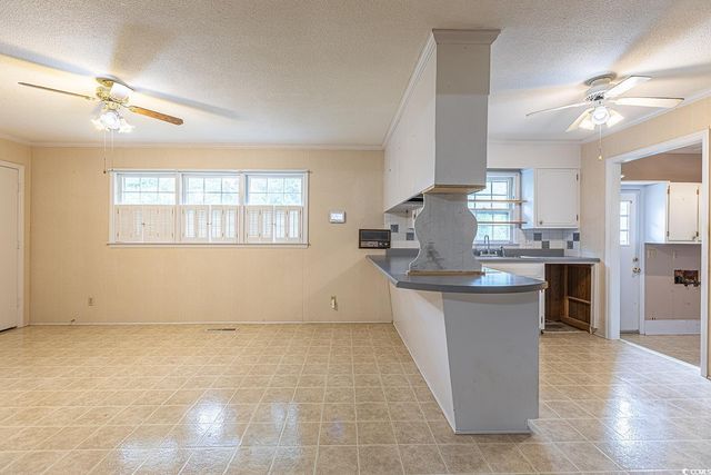 705 White Oak Dr., Johnsonville, SC 29555