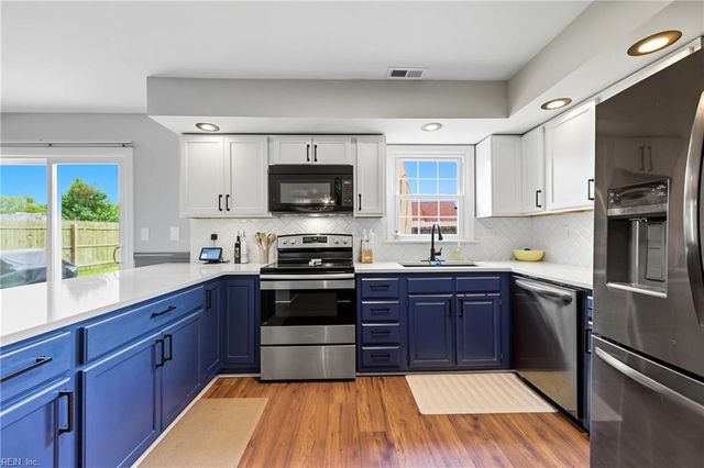1637 Cassell ST, Virginia Beach, VA 23454