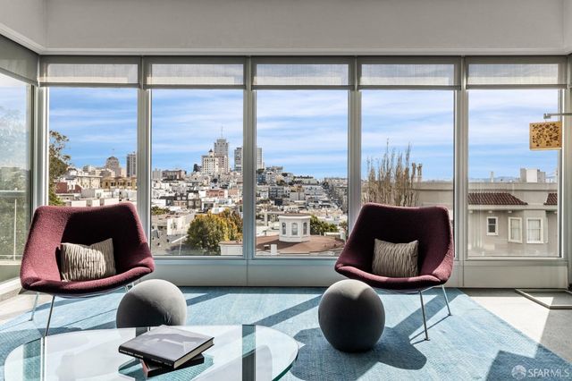 1070 Green Street 302, San Francisco, CA 94133
