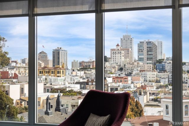 1070 Green Street 302, San Francisco, CA 94133
