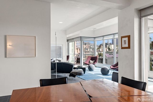 1070 Green Street 302, San Francisco, CA 94133