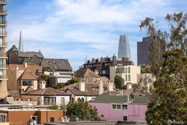 1070 Green Street 302, San Francisco, CA 94133