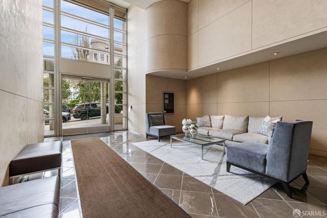 1070 Green Street 302, San Francisco, CA 94133
