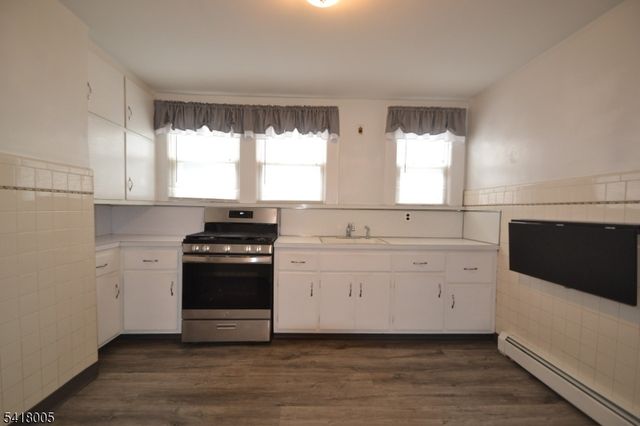 8 Witherspoon St, Nutley Twp., NJ 07110