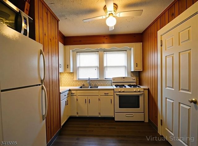 8 Witherspoon St, Nutley Twp., NJ 07110