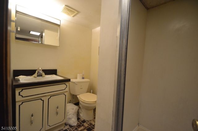 8 Witherspoon St, Nutley Twp., NJ 07110