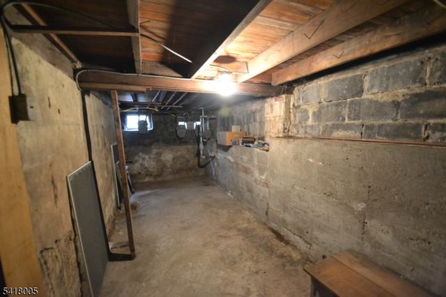 8 Witherspoon St, Nutley Twp., NJ 07110