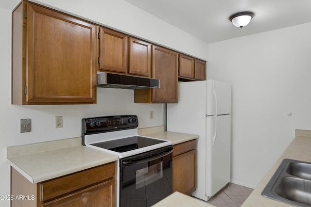 10610 S 48TH Street 1057, Phoenix, AZ 85044
