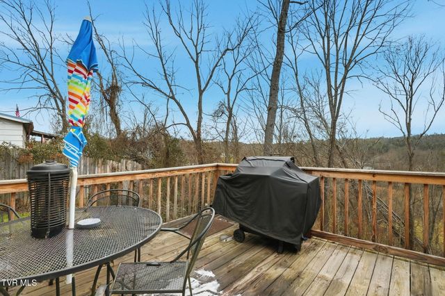 385 Witcher Pvt Drive, Bristol, TN 37620