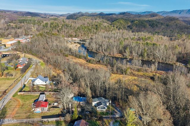 385 Witcher Pvt Drive, Bristol, TN 37620