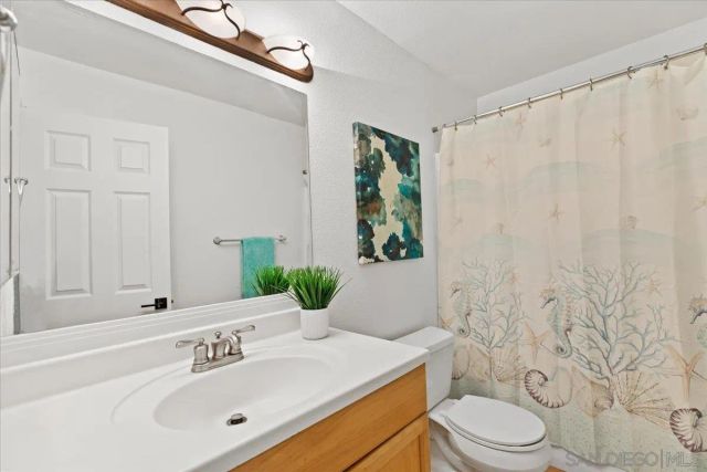 1800 S Maple St 102, Escondido, CA 92025