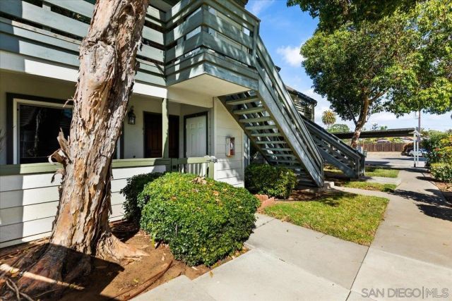 1800 S Maple St 102, Escondido, CA 92025