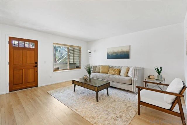 1800 S Maple St 102, Escondido, CA 92025