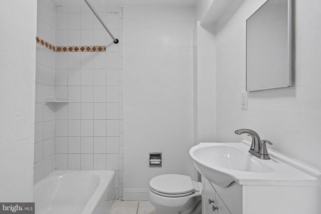 716 RAILROAD AVE, Haverford, PA 19041