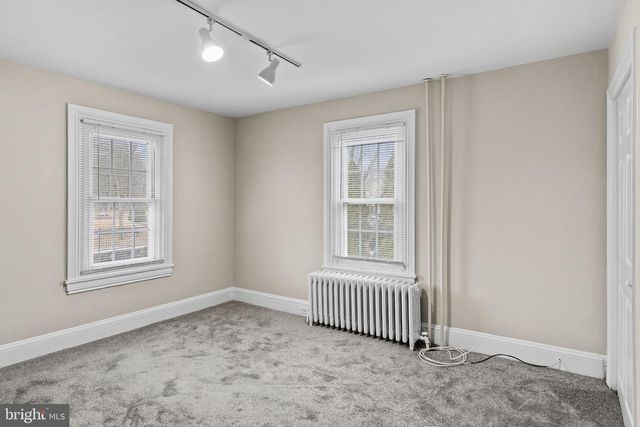 716 RAILROAD AVE, Haverford, PA 19041