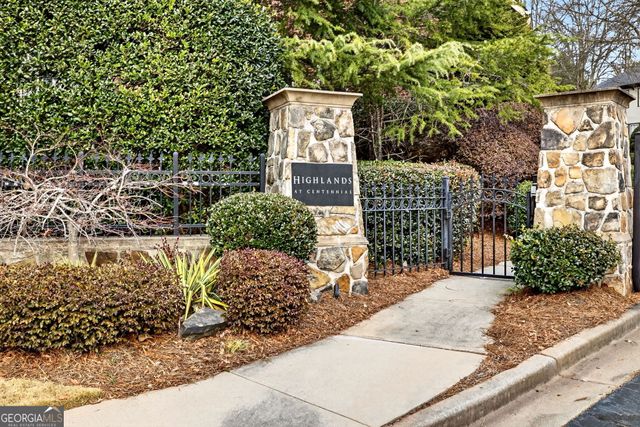 455 High Pointe Trail, Roswell, GA 30076