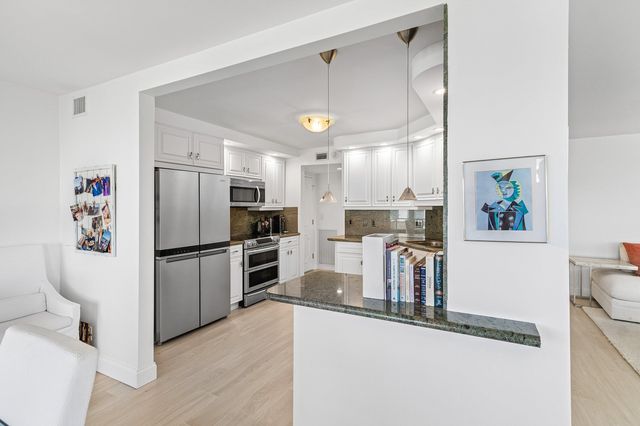 2066 N OCEAN Boulevard 4NW, Boca Raton, FL 33431