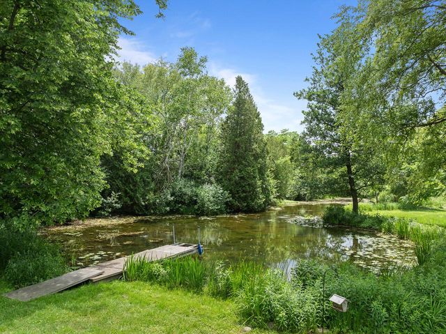 5281 Spring Valley ROAD, Burlington, WI 53105