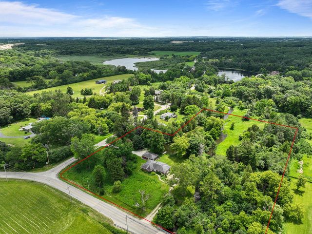 5281 Spring Valley ROAD, Burlington, WI 53105
