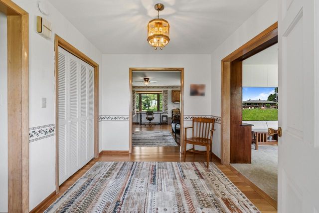 5281 Spring Valley ROAD, Burlington, WI 53105